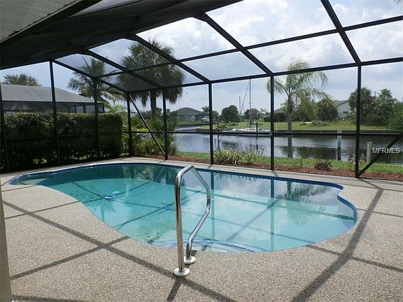 3rd image of 4145 Flamingo Blvd