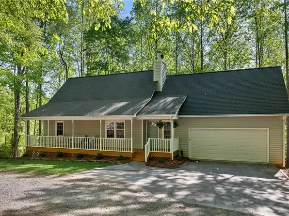 5220 Dartmoor St, Winston Salem, NC 27106