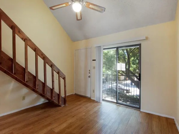 708 Graham Pl APT 205, Austin, TX 78705