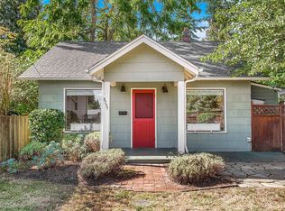 8237 20th Ave NE, Seattle, WA 98115