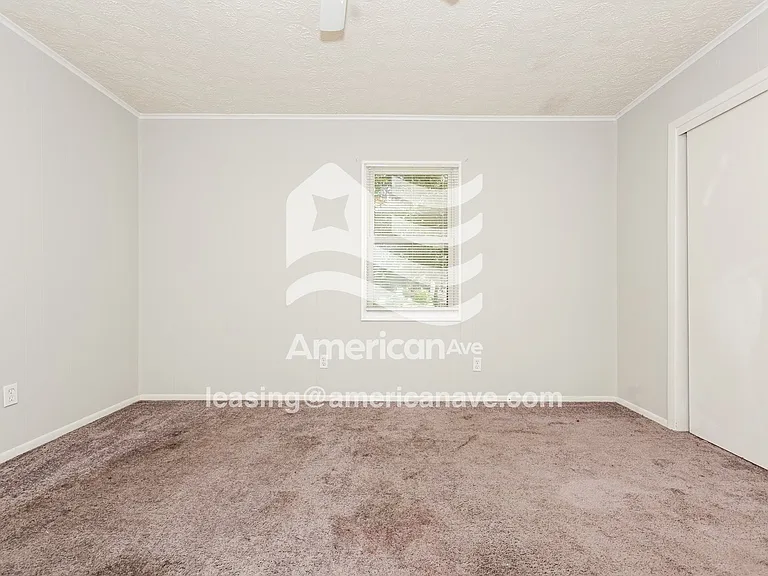 25197_007_wm_-_main_bedroom_12906764.jpg