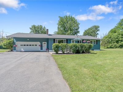 6305 1/2 Newport Rd, Camillus, NY, 13164
