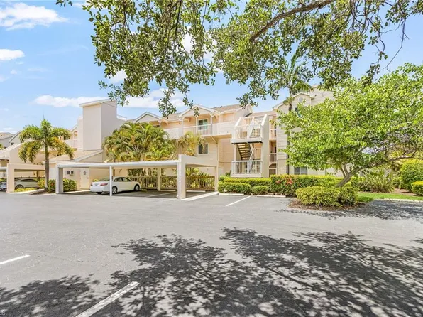 2671 Citrus Lake DR #E104, NAPLES, FL 34109
