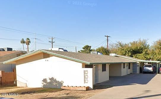 1st image of 814 E 4th Pl