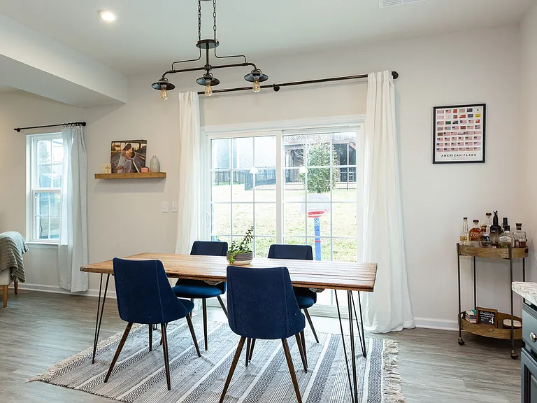 2106 Morton Dr — Photo 23