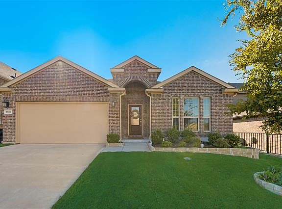 2nd image of 3803 Bastrop St