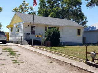501 W 4th Ave, Redfield, SD 57469