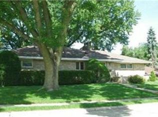 3090 Kane Ct, Dubuque, IA 52001