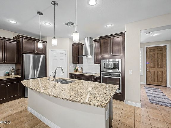 2nd image of 10748 W LARIAT Lane