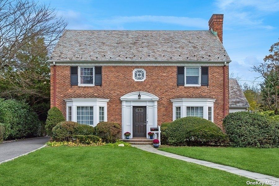 113 Whitehall Boulevard, Garden City, NY 11530 Zillow