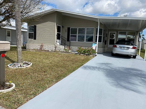 3rd image of 6532 Spanish Lakes Blvd