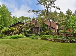 511 Chestnut Hill Rd, Glocester, RI 02814