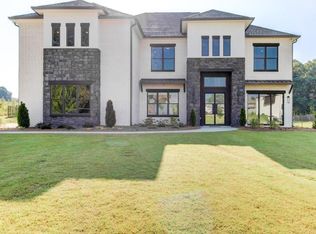 2900 SW Waterford Dr, Conyers, GA 30094