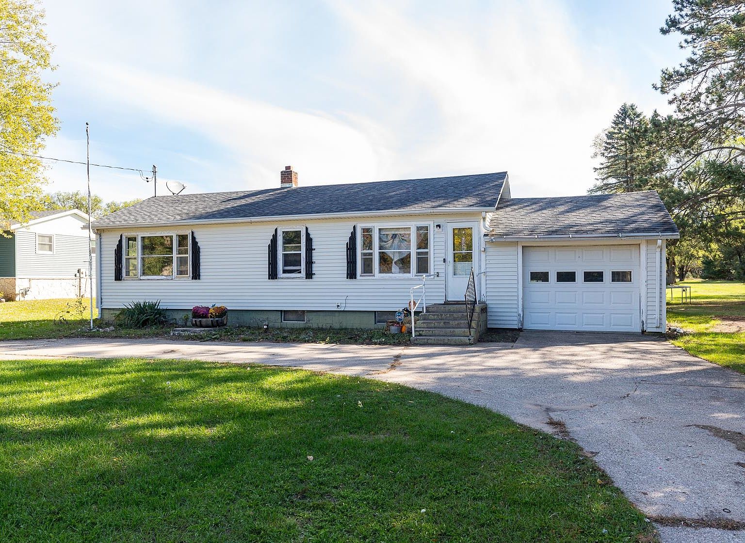 N2740 17th Dr, Wautoma, WI 54982 Zillow