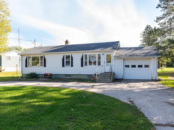 N2740 17th Dr, Wautoma, WI 54982