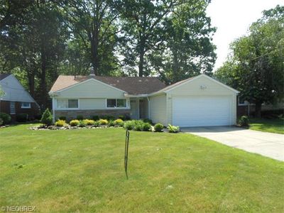 521 Bayfair Dr, Bay Village, OH, 44140
