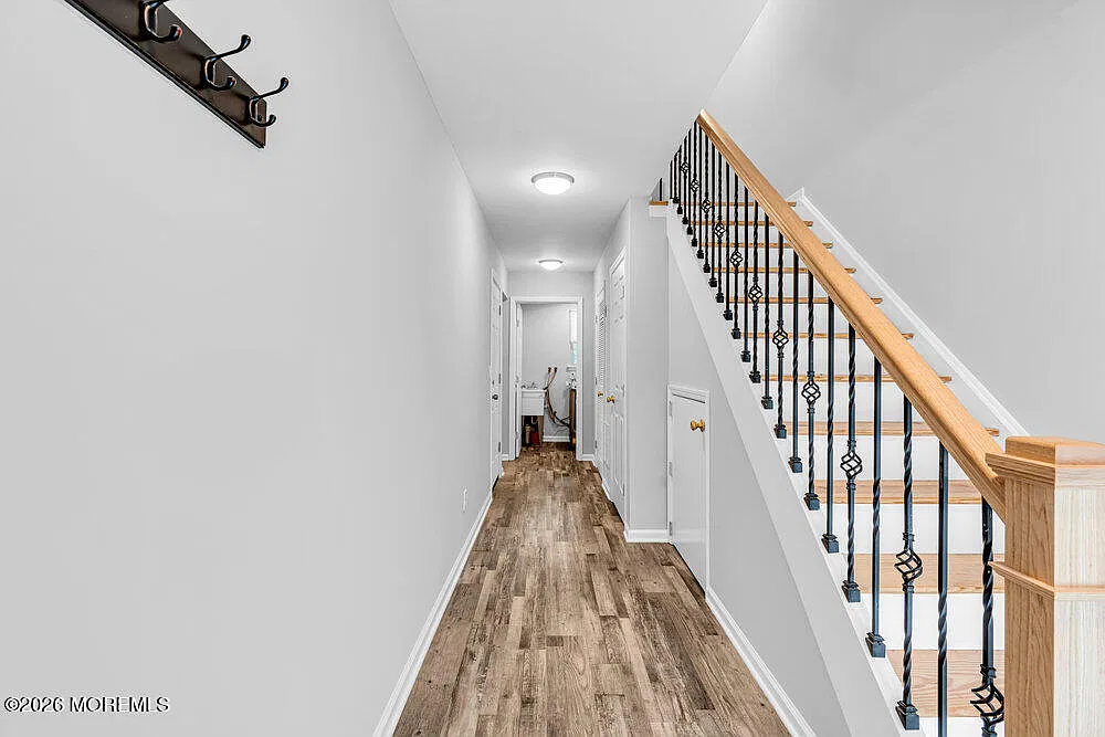 2 bed, 2.5 bath, 1593 sqft, $3,400 — Photo 2