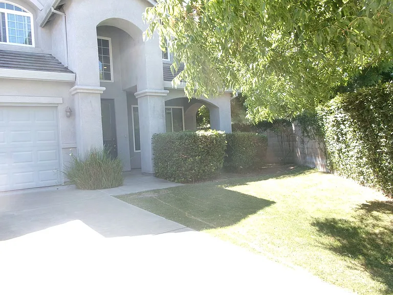 10308 Galveston Way — Photo 2