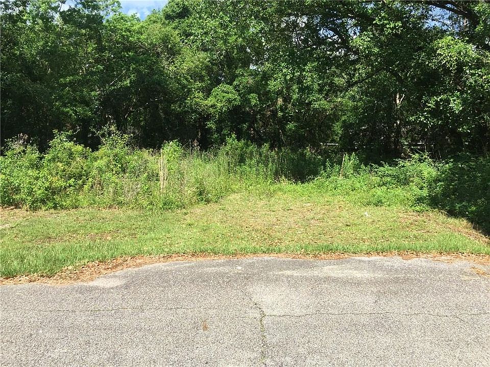 1st image of Maple Ave