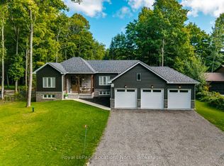 15 Pinecone Ave, Tiny, ON L9M0J2