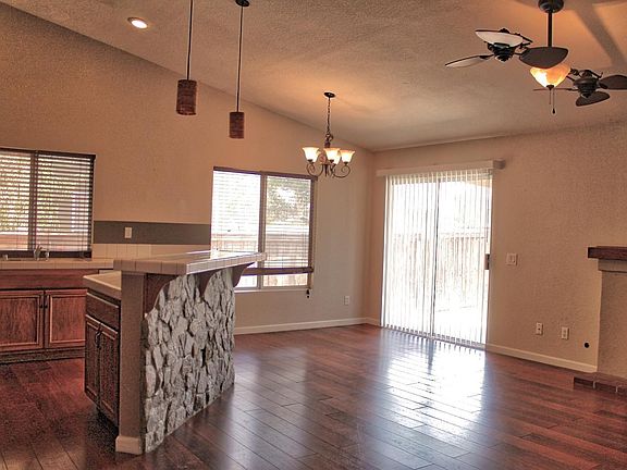 3rd image of 12837 Gifford Way