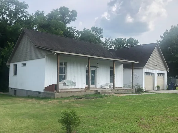 396 Old Bear Creek Pike, Columbia, TN 38401