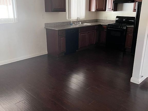 3rd image of 3827 Wilson Ave #4
