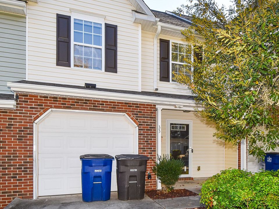 1st image of 33 Scott Hollow Dr