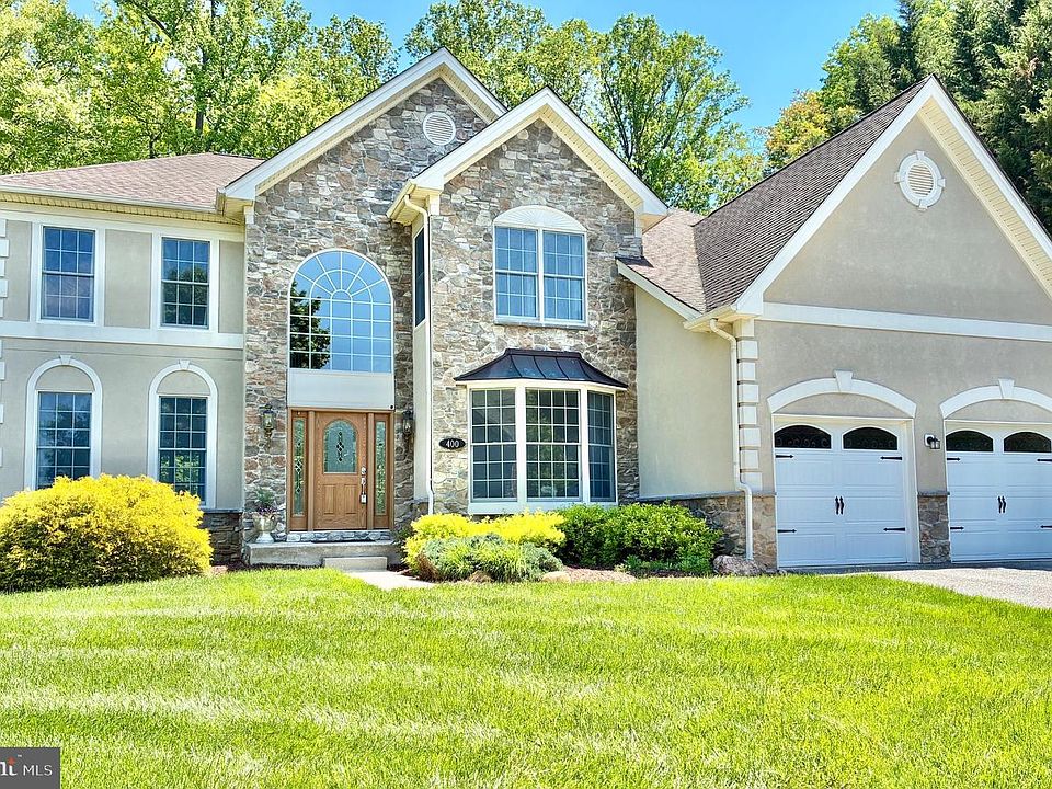 1st image of 400 Teresa Marie Ct