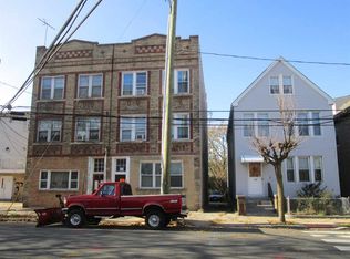 197 Liberty Ave, Jersey City, NJ 07306