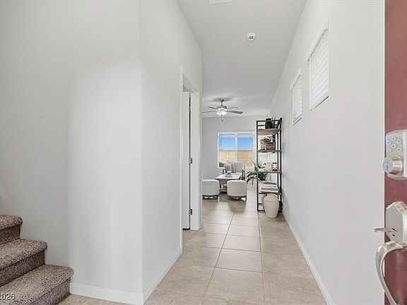 3rd image of 8284 Palladium St