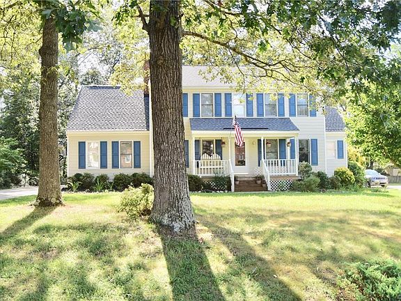 3rd image of 10818 Erin Green Ct