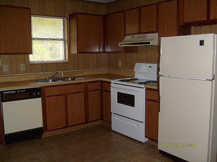 2nd image of 210 Shipman Rd APT K3