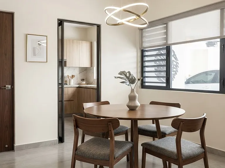 1771 Siervas De Maraa — Photo 32