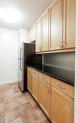 4th image of 201 E 87th St APT 9G