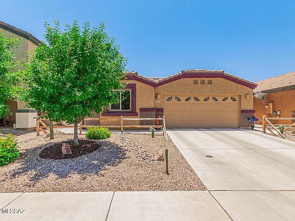 2nd image of 8613 N Continental Links Dr