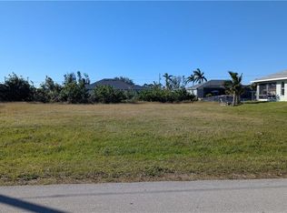 1420 SW Santa Barbara PL, CAPE CORAL, FL 33991