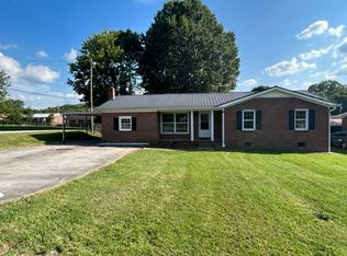 301 Greenbriar St, Woodbury, TN 37190