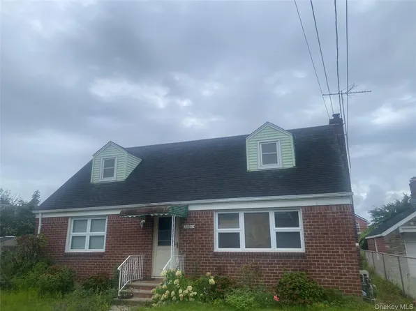 1301 Times Avenue, Elmont, NY 11003