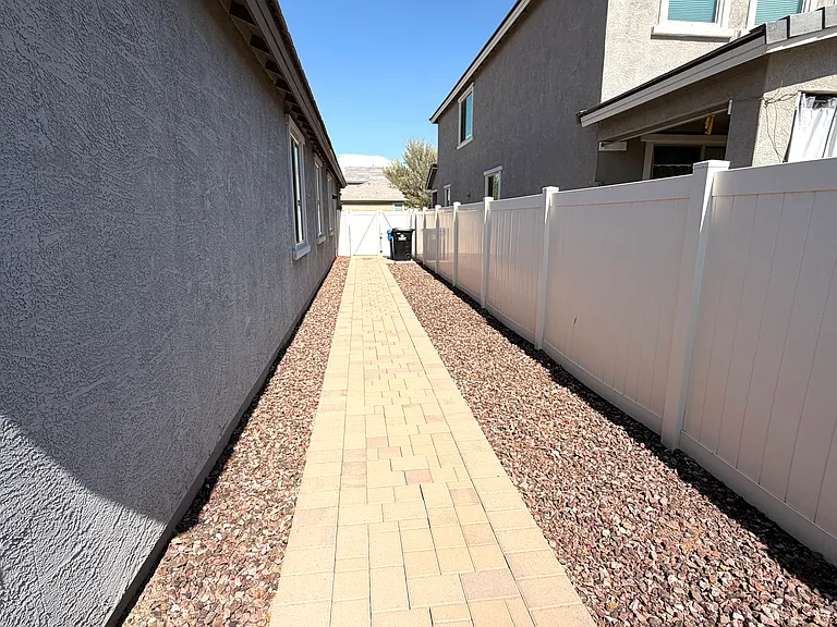 6554 S 24th Pl — Photo 33