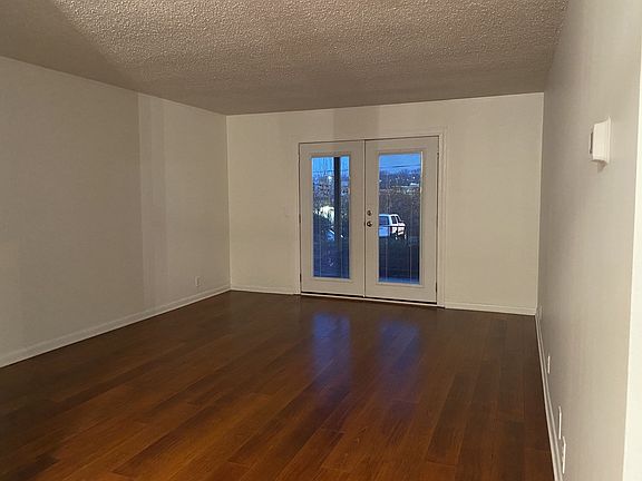 2nd image of 6680 Charlotte Pike APT B4