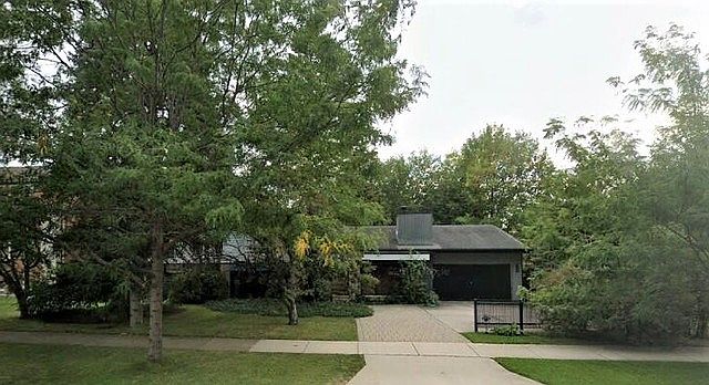 1st image of 5109 N Canfield Ave