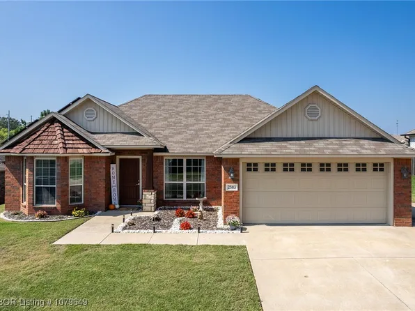 2503 Bill St, Van Buren, AR 72956
