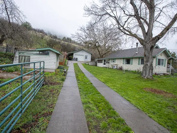 204 Crook Ave, La Grande, OR 97850
