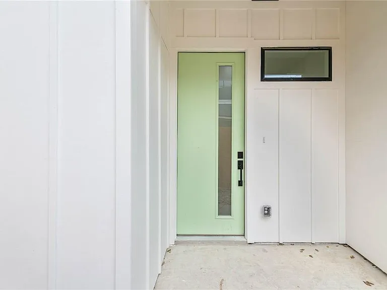 3321 Hemlock Ave #2 — Photo 4