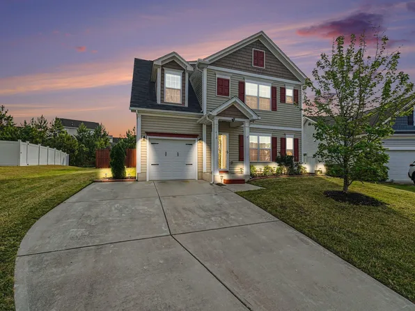 418 Lakemont Dr, Clayton, NC 27520