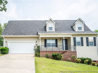 140 Sycamore Ln, Raeford, NC 28376