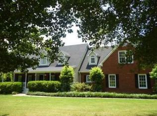 7300 Vaughn Rd, Canton, GA 30115