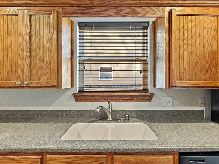 524 E Greenbriar Cir #524 — Photo 35