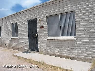 1st image of 6741 S Plaza Del Ganzo